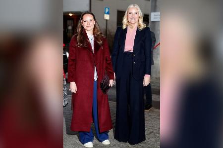 Mette-Marit und Tochter Ingrid besuchen Kinderkrankenhaus Mette-Marit und Tochter Ingrid besuchen Kinderkrankenhaus