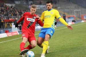2. Liga: Elversberg erstmals Tabellenführer