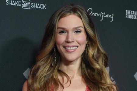 Joss Stone: Steiniger Weg zur Adoption von Sohn Bear Joss Stone: Steiniger Weg zur Adoption von Sohn Bear