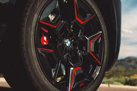 BMW XM Label Red Premiere 04/23