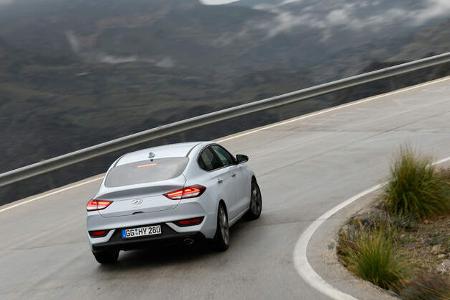 Hyundai i30 Fastback 1.4 T-GDI Premium Fahrbericht Mallorca 2017
