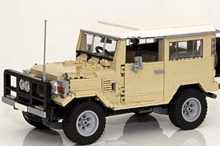 Toyota Land Cruiser, Lego
