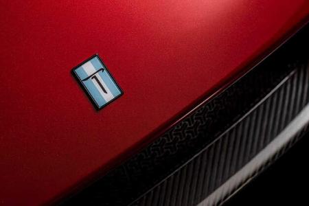 De Tomaso P72