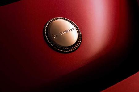 De Tomaso P72