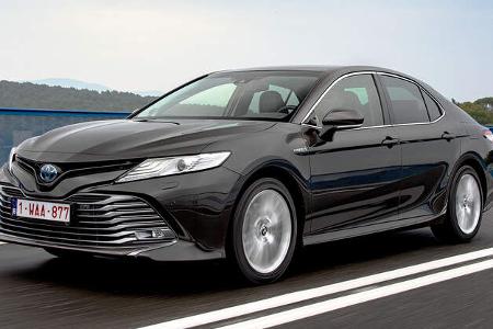 Toyota Camry Hybrid (2019)