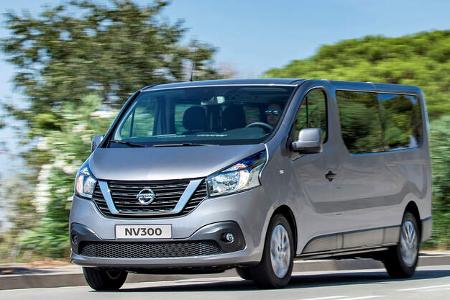 Nissan NV300 Schriftzug