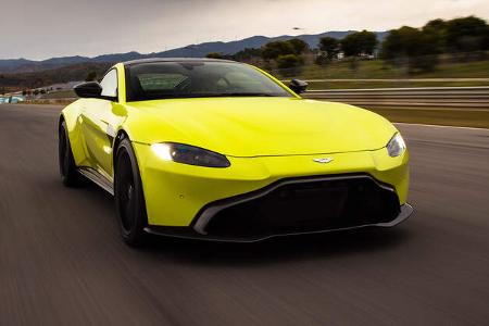 Aston Martin Vantage V8.