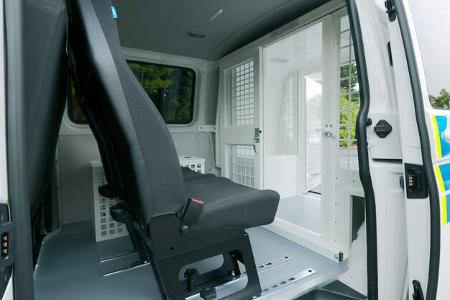 VW T6 Multivan Gefangenentransporter UK