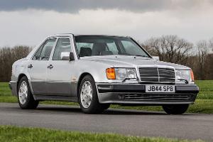 05/2019, Mercedes 500 E W 124 von Rowan Atkinson
