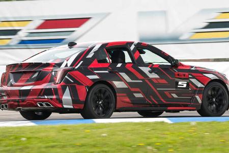 Cadillac Performance Modelle CT4-V und CT5-V Prototypen