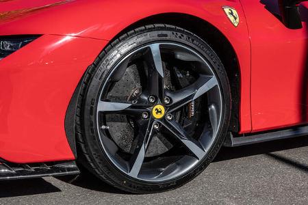 Ferrari SF90 Stradale