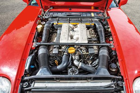 Porsche 928 GT, Motor