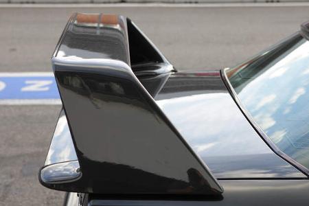 Mercedes 190 E 2.5-16 EVO II, Heckflügel