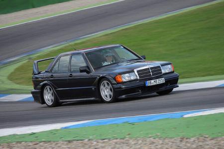 Mercedes 190 E 2.5-16 EVO II, Seitenansicht