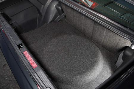 Mercedes 190 E 2.5-16 EVO II, Detail, Kofferraum