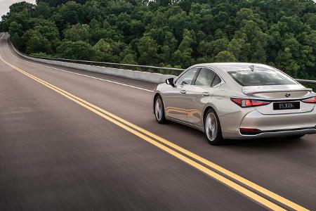 Lexus ES (2018)