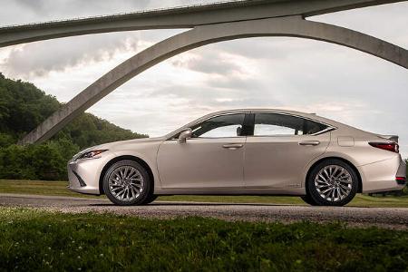 Lexus ES (2018)