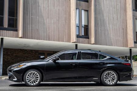 Lexus ES (2018)
