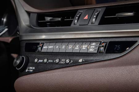 Lexus ES (2018)