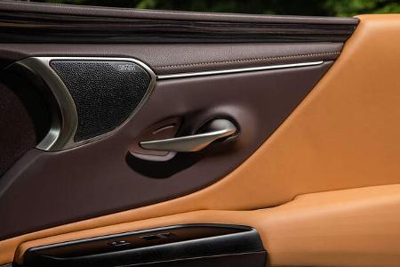 Lexus ES (2018)