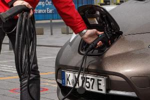 So viel kostet das Laden eines E-Autos