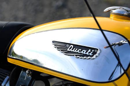 Ducati 350 Scrambler, Detail, Tank