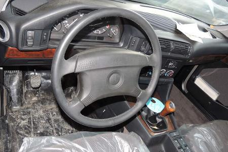 BMW 5er E34 Scheunenfund Bulgarien