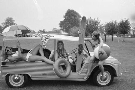 Citroen Mehari Impressionen Girls 70er