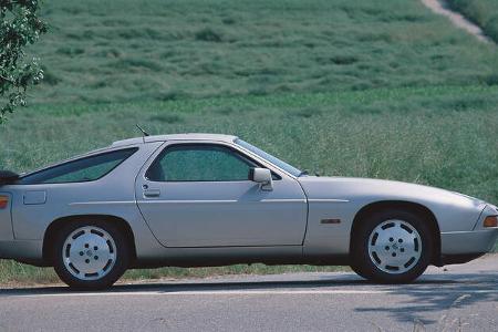 Porsche 928