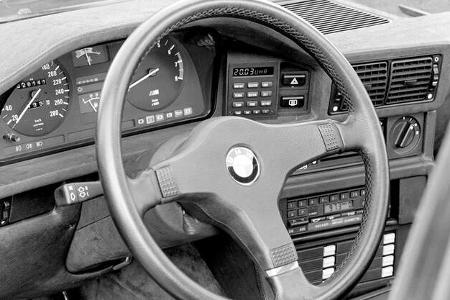 BMW M5 E28