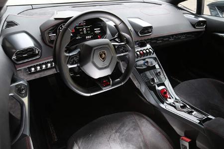 Lamborghini Huracán LP 610-4, Cockpit