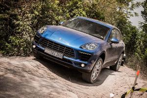 Im Vierzylinder-SUV durch den Dschungel