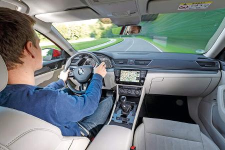 Skoda Superb Combi 2.0 TDI, Cockpit