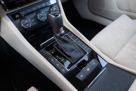 Skoda Superb Combi 2.0 TDI, Schalthebel