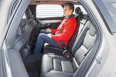 Volvo V90 D4, Fondsitze