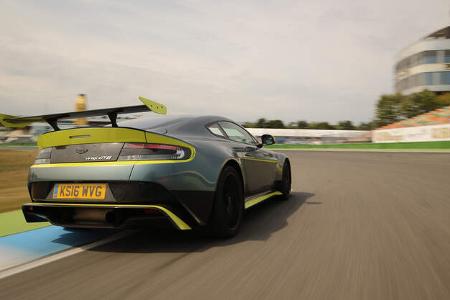 Aston Martin Vantage GT8, Heckansicht