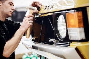 Werksrestauration von Land Rover Classic