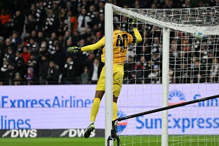Kurioses Eigentor: Kaua Santos patzt gegen Mainz Kurioses Eigentor: Kaua Santos patzt gegen Mainz