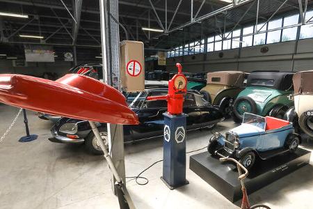 Conservatoire Citroen Eierkorb 2CV Rückbank