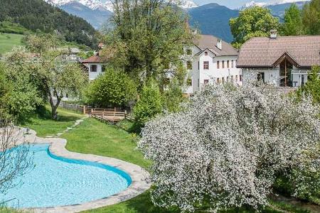 Campingplatz Ansitz Wildberg, Südtirol Campingplatz Ansitz Wildberg, Südtirol