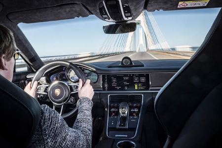 Porsche Panamera Turbo S E-Hybrid Sport Turismo, Interieur