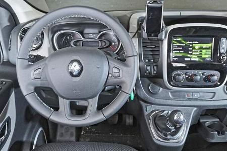 Nissan Michelangelo
