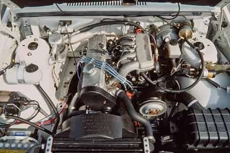 Volvo 700, Kaufberatung, Motor