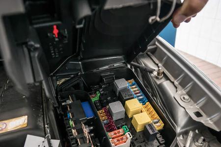 Mercedes B-Klasse, Motorraum