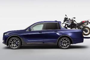 Azubis bauen Luxus-SUV mit Pritsche