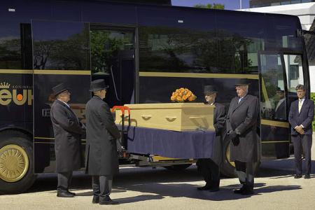 Beerdigungsbus