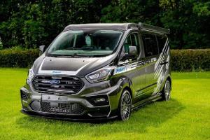 Racing-Van für Motorsport-Fans