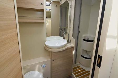 Eura Mobil Activa One 550 MS