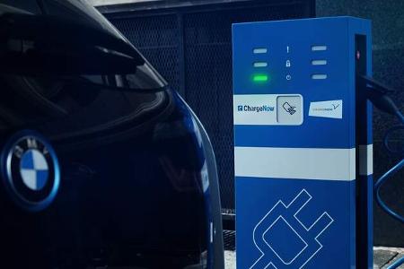 2/2019, BMW Charge Now Ladesäule