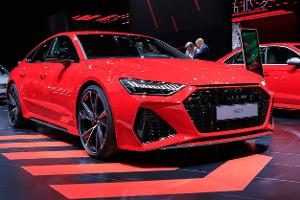 Kraft-Coupé bekommt 600-PS-V8